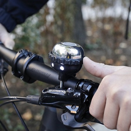 Sonnette à vélo + lumière