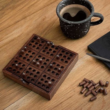 Puzzle sudoku en bois Iron