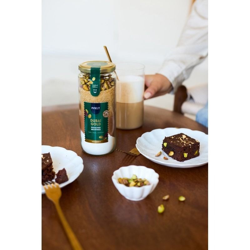 Pineut Cake Special - jar-...