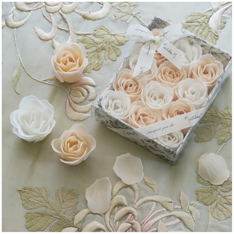 Coffret de 12 roses en...